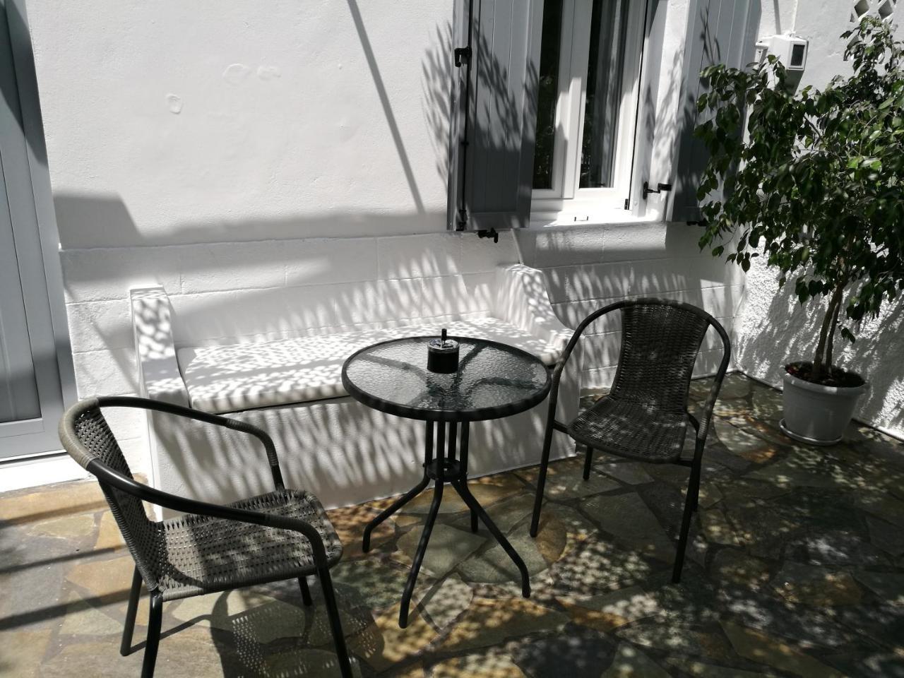Gerania Milos Apartamento Adamantas  Exterior foto
