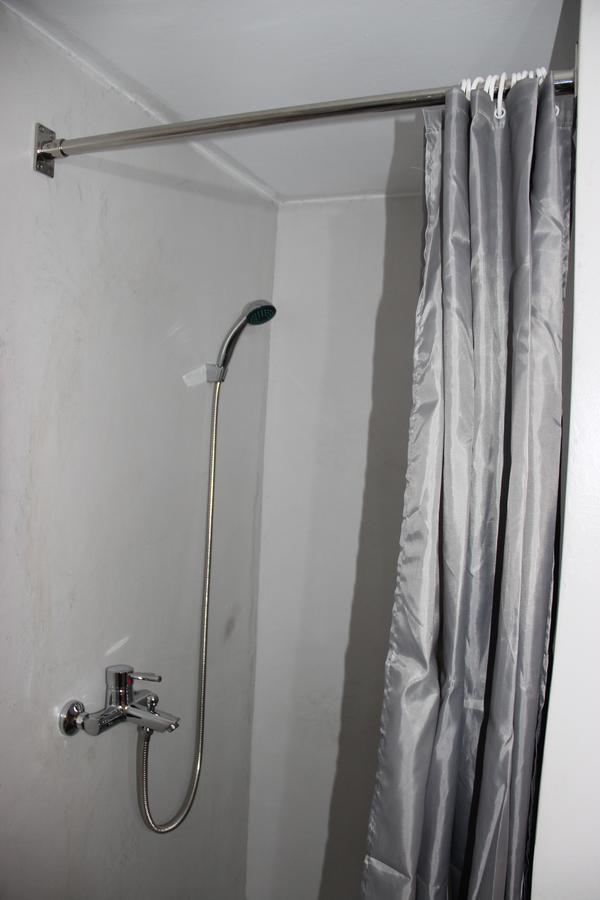 Gerania Milos Apartamento Adamantas  Exterior foto