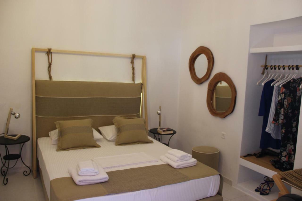 Gerania Milos Apartamento Adamantas  Exterior foto